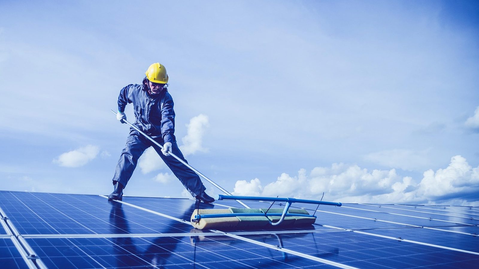 Rooftop solar installation in Santa Clara